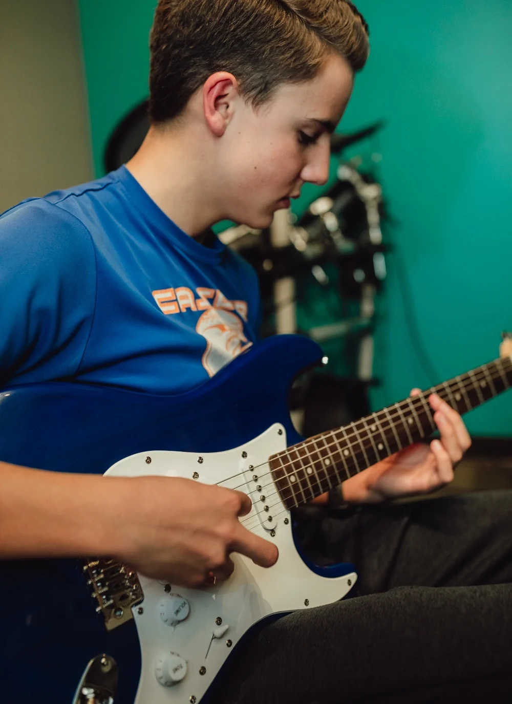 guitar-lessons-teen-vibes-casper.jpg
