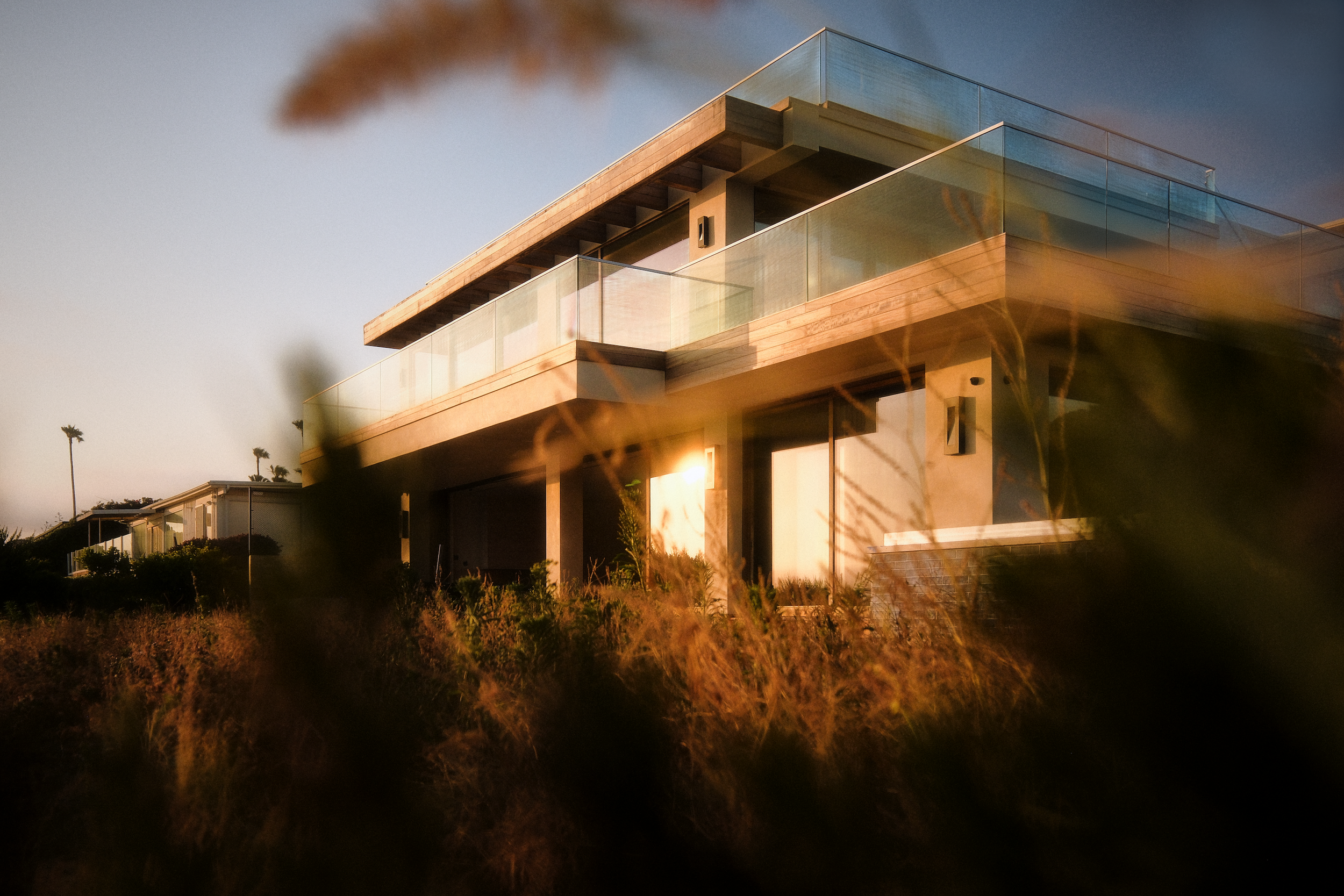 Exterior_Golden_Hour lq.png