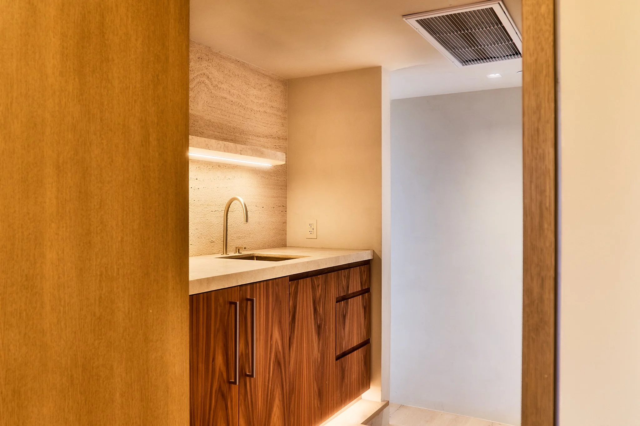 7307 Birdview Ave_Web_105.jpg