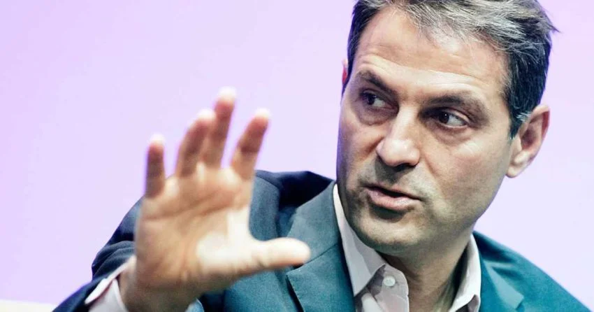 How to Get a Response from Ari Emanuel