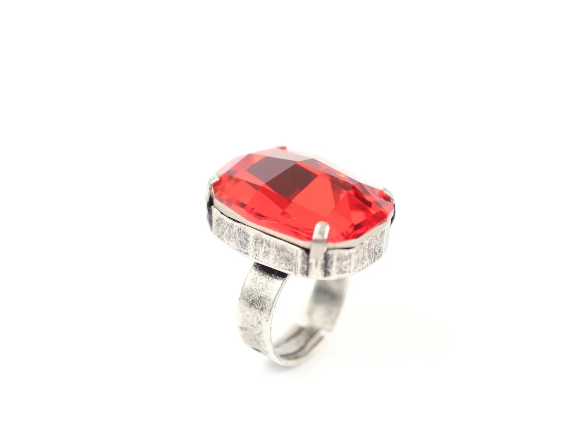 Geometric Ring Red-1.jpg