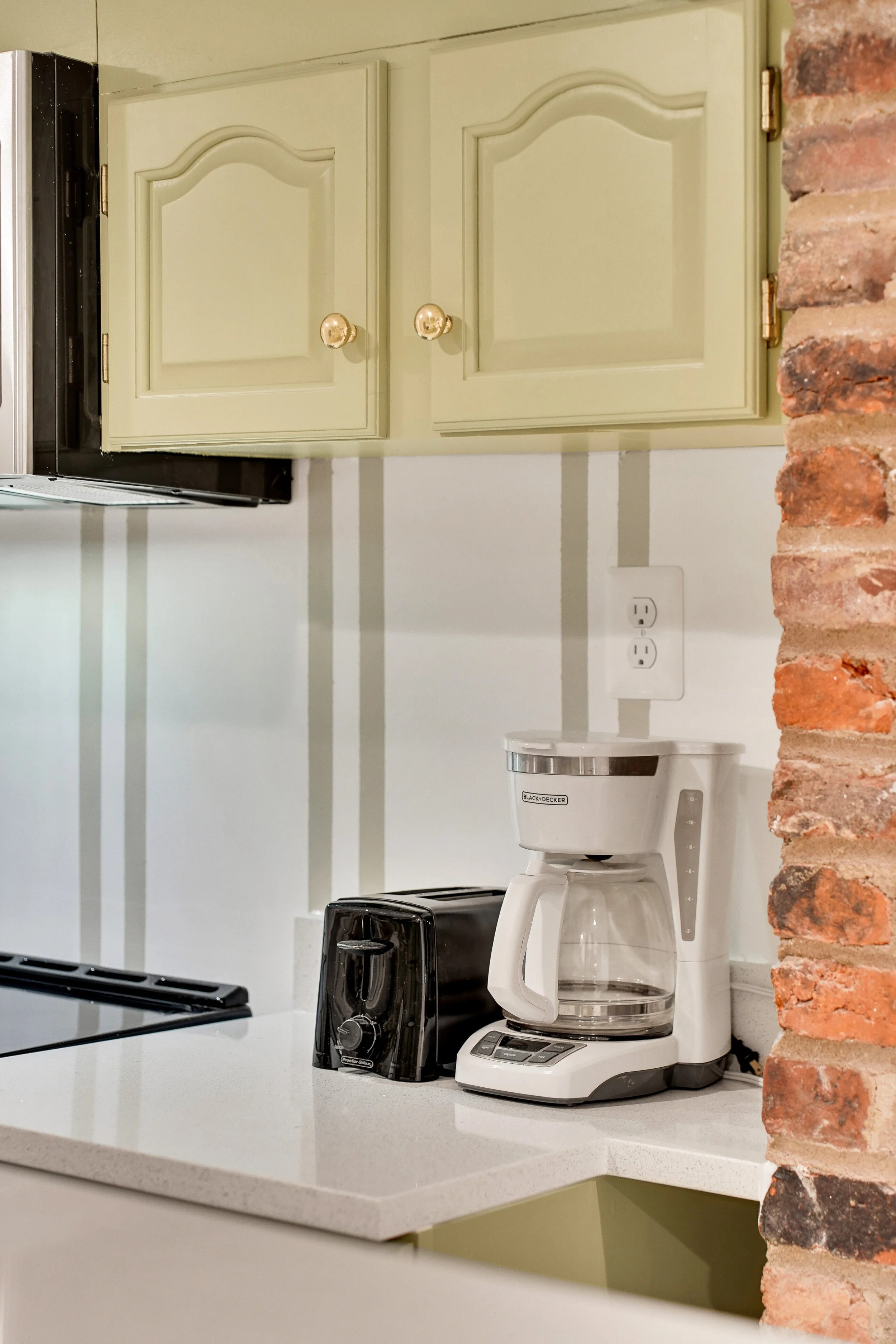 1352 Newton St NE Washington-print-010-004-RMN03675-2800x4200-300dpi.jpg