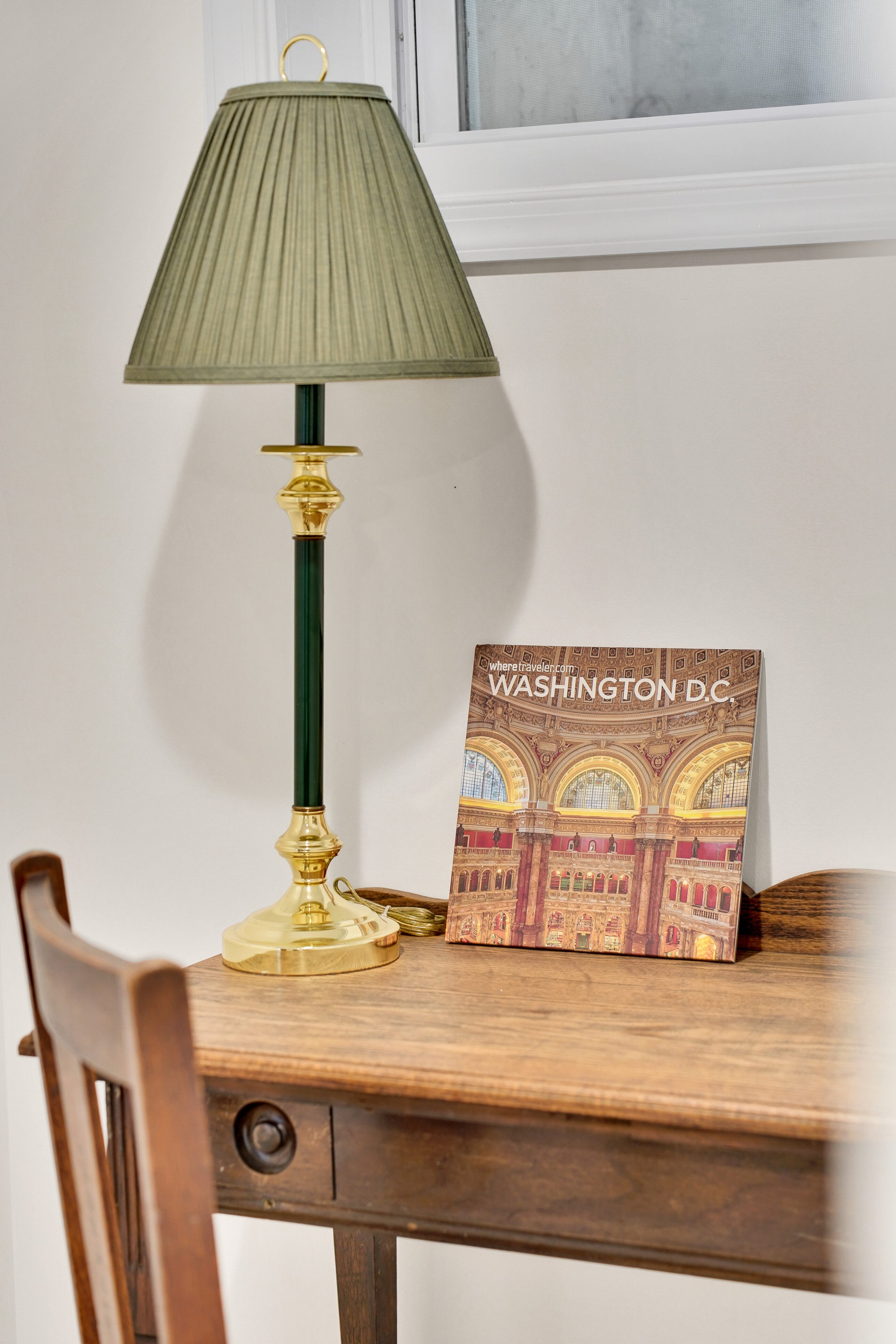 1352 Newton St NE Washington-print-011-005-RMN03680-2800x4200-300dpi.jpg