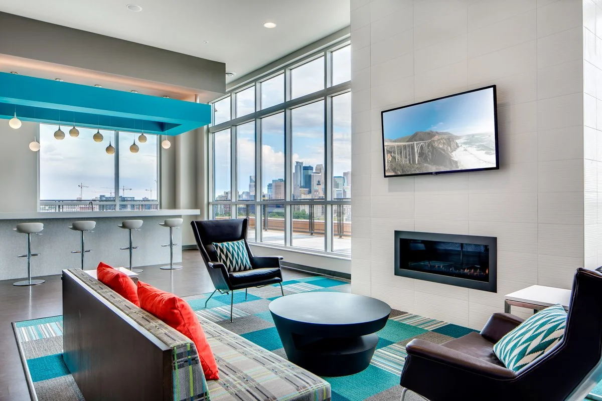 Clubhouse-Interior-Lounge-Spaces-3-Bridges-Dinkytown-Apartments-Minneapolis.jpg