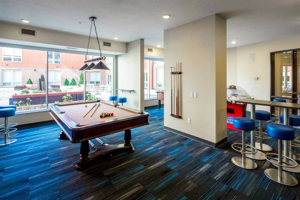 Clubouse-Interior-Game-Room-1-Knoll-Dinkytown-Apartments-Minneapolis.jpg