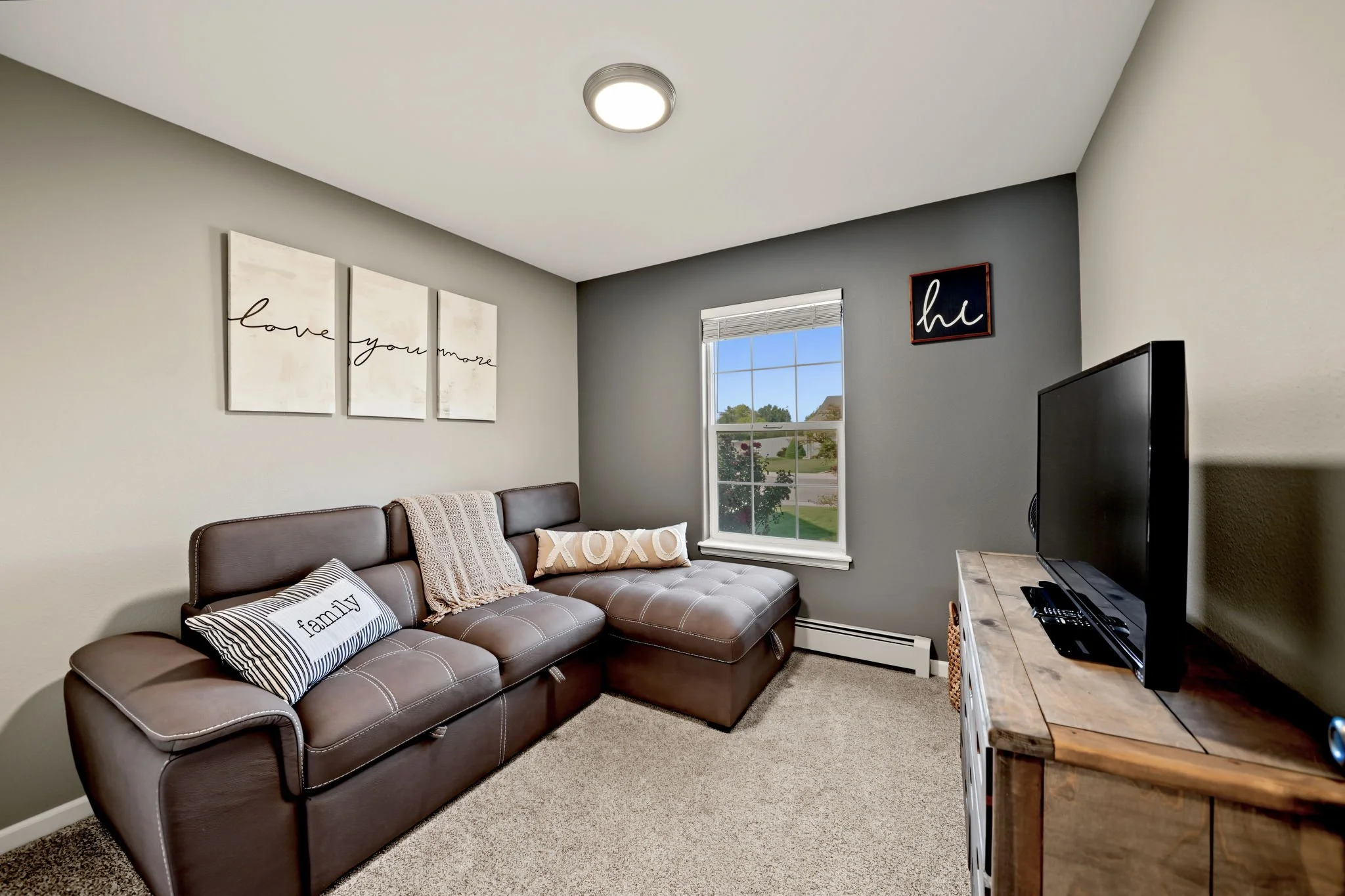 015.jpg