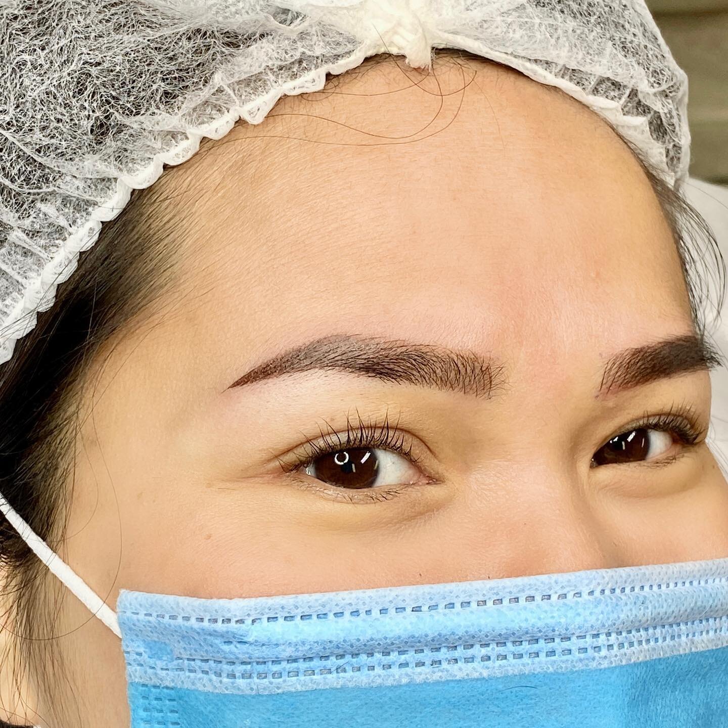Microblading + shading. Plus lash lift #lashlift for this beautiful lady. Color will be lighter 40% to 60% of it after heal. 
#microblading #shading #microshading #hairstokes #ombrepowderbrows #browshaping #browsonfleek #brows #browartist #tattooarti