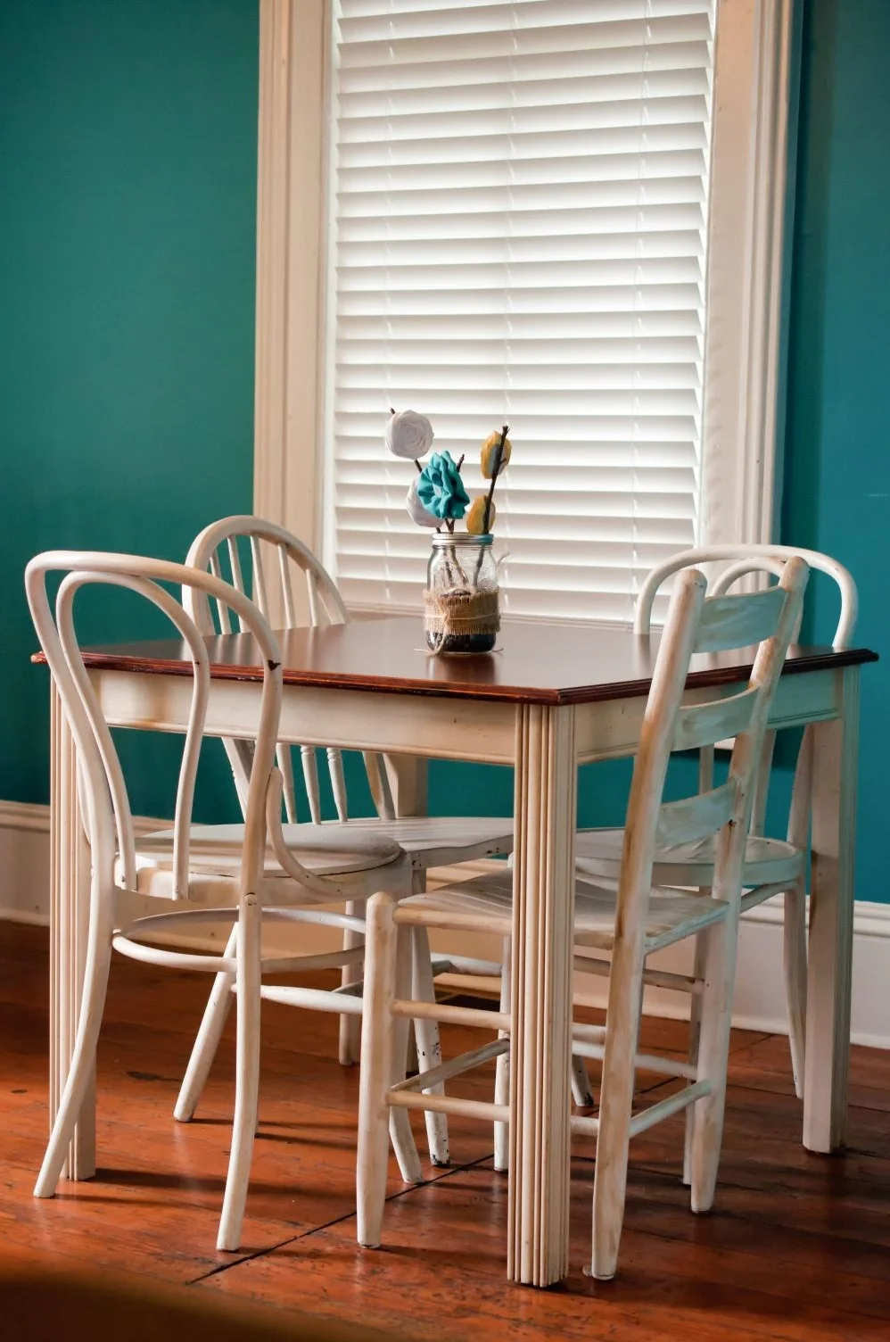 paint+rooms+in+colours+you+love