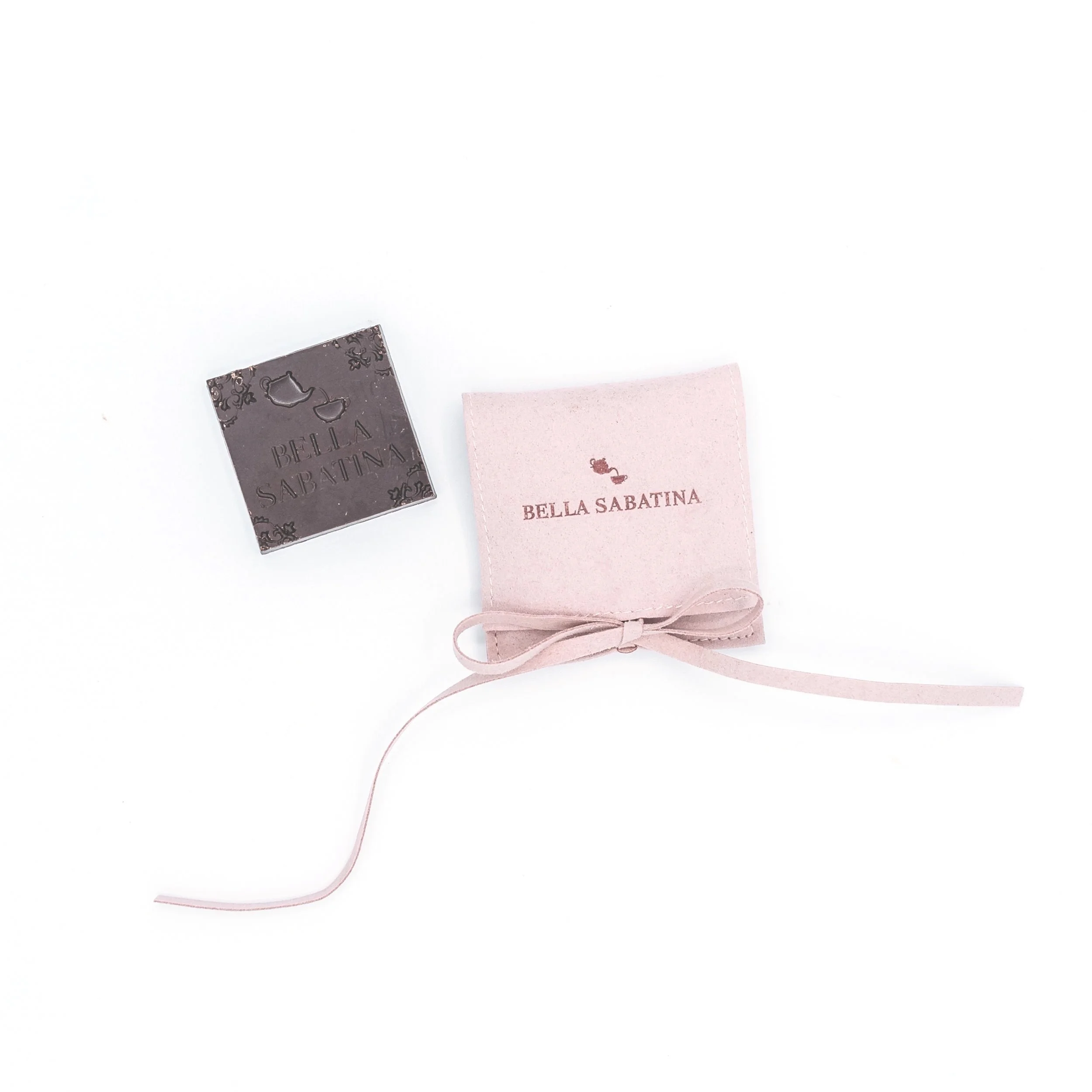 Choc%2Bwith%2Bpouch.jpg