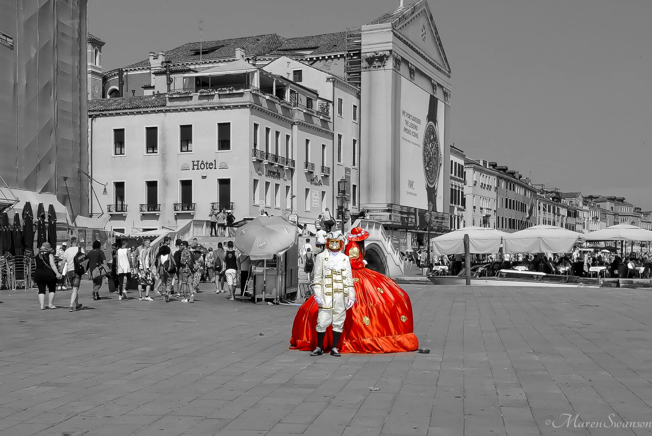 italy-red-dress.jpg