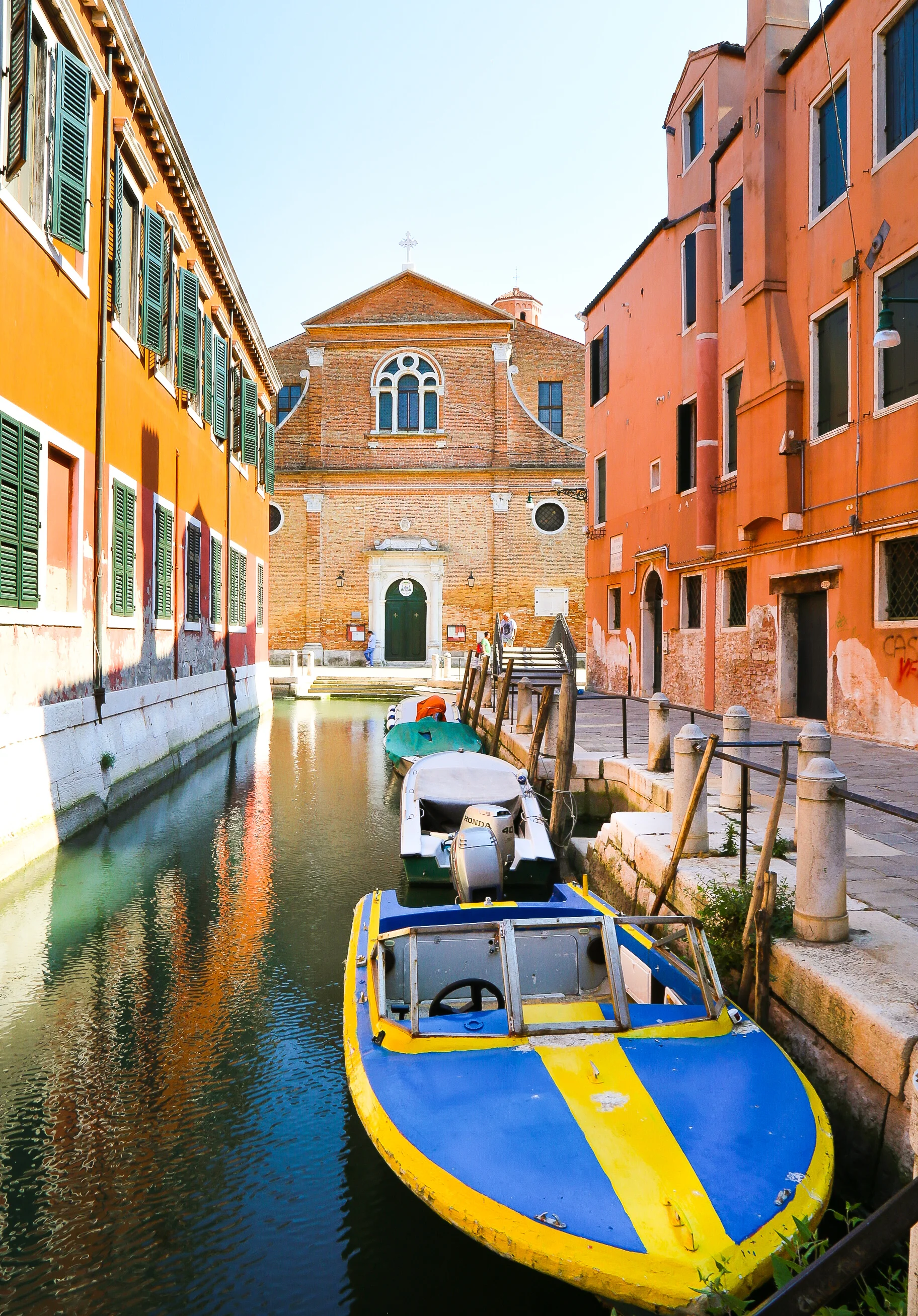 blue-yellow-boat.jpg