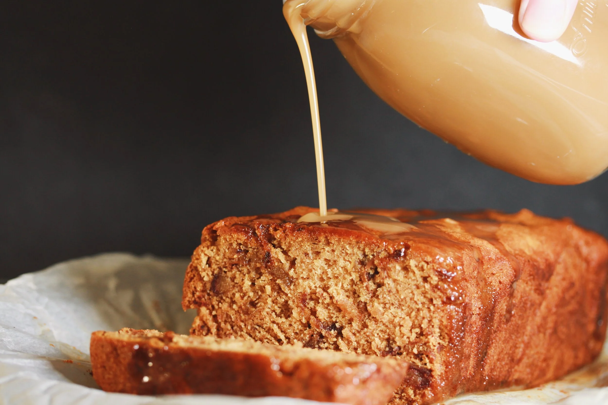 VEGAN STICKY DATE PUDDING