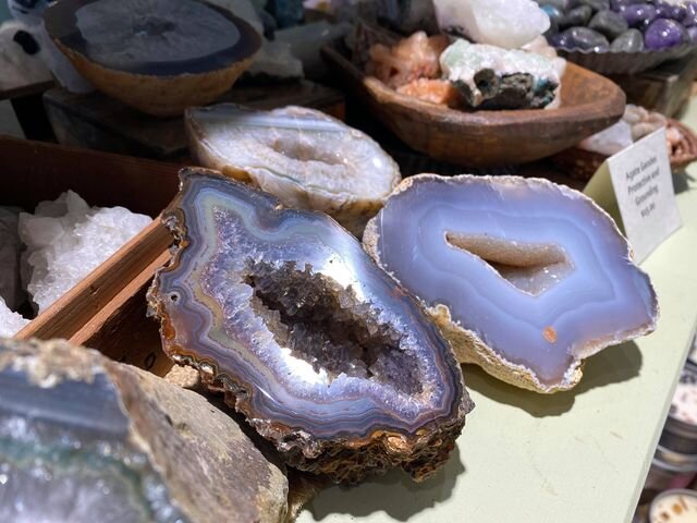 geodes.jpg