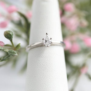Intiem Belichamen Nutteloos Pear Shaped Diamond Engagement Ring — The Watchmaker's Daughter