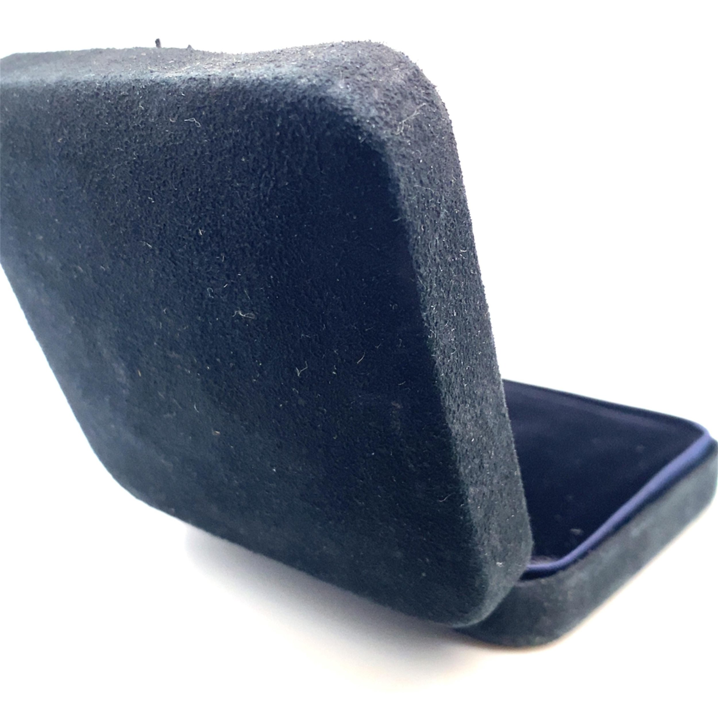 https://i.etsystatic.com/5889853/r/il/64a89a/6426651845/il_fullxfull.6426651845_6zpl.jpg
