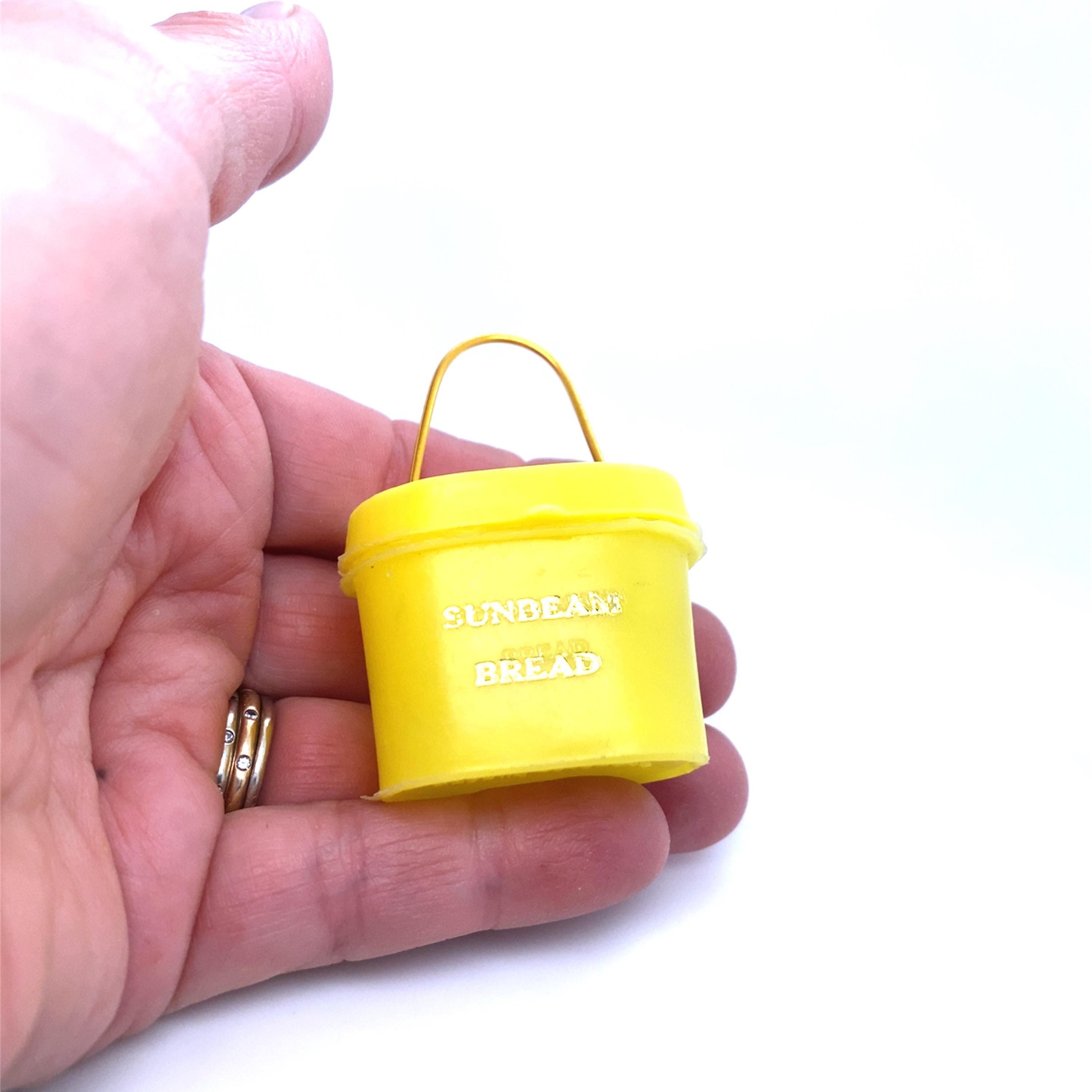 https://i.etsystatic.com/5889853/r/il/7579f0/6420836521/il_fullxfull.6420836521_ad9v.jpg