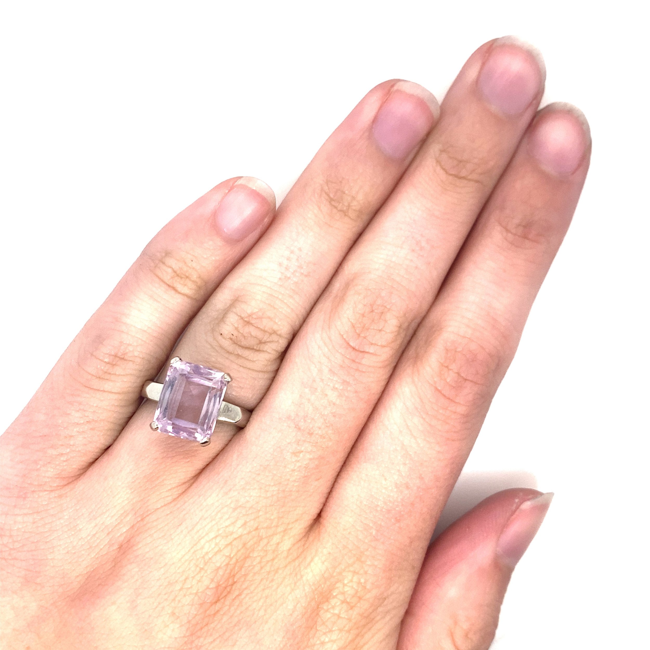https://i.etsystatic.com/5889853/r/il/800c5e/6118807875/il_fullxfull.6118807875_fond.jpg