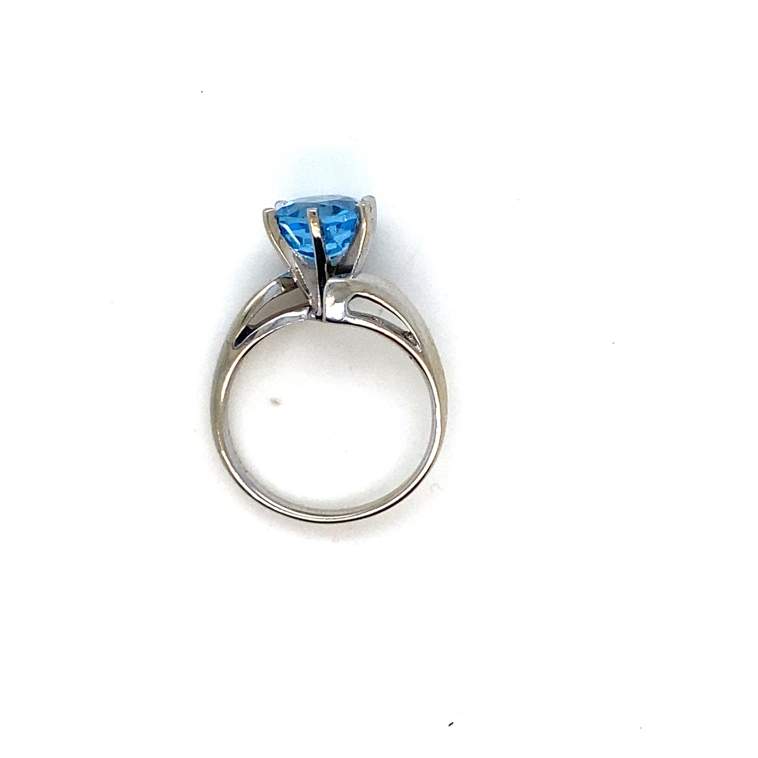https://i.etsystatic.com/5889853/r/il/5fb018/5756393876/il_fullxfull.5756393876_jari.jpg