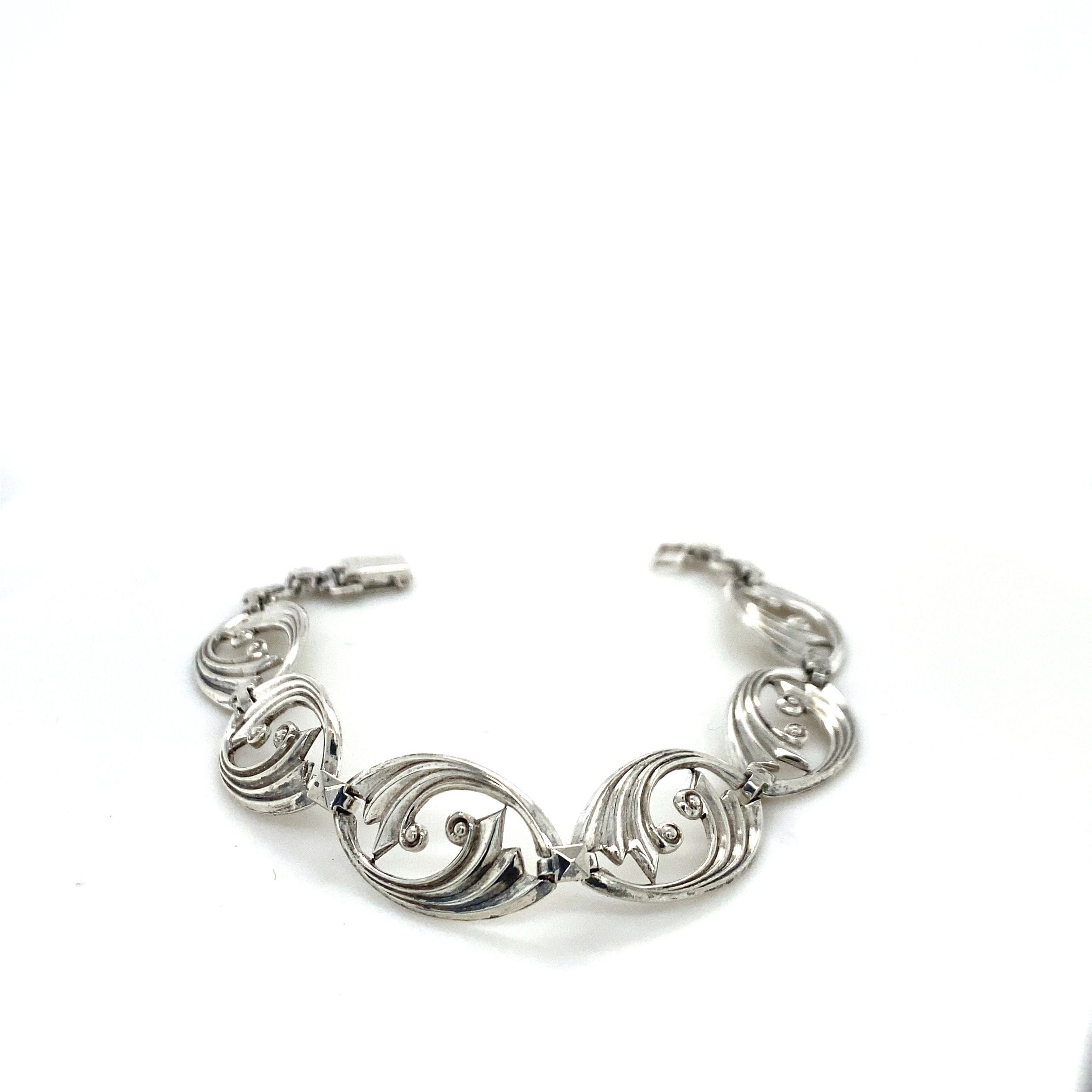 https://i.etsystatic.com/5889853/r/il/d368e5/5411595533/il_fullxfull.5411595533_o32a.jpg