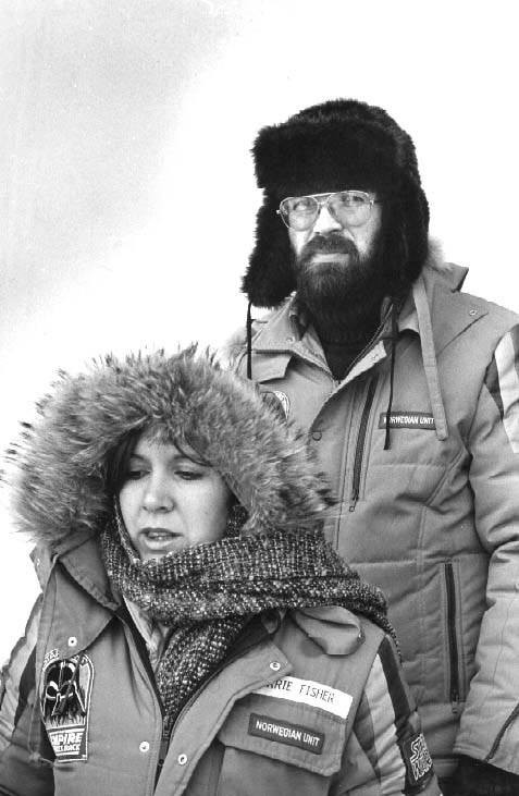 Carrie Fisher and Bjørn T. Jacobsen at Finse during the shooting The Empire Strikes Back in 1979. Photo: Privat