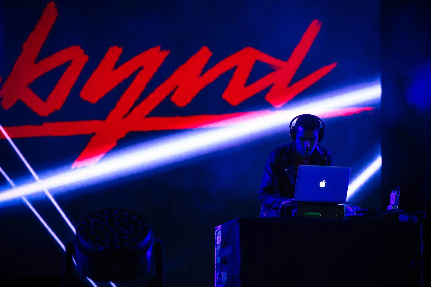 DJ.jpg