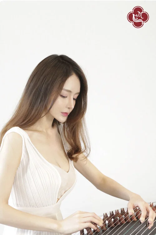 Guzheng Classes — Sydney Meya Conservatory of Music