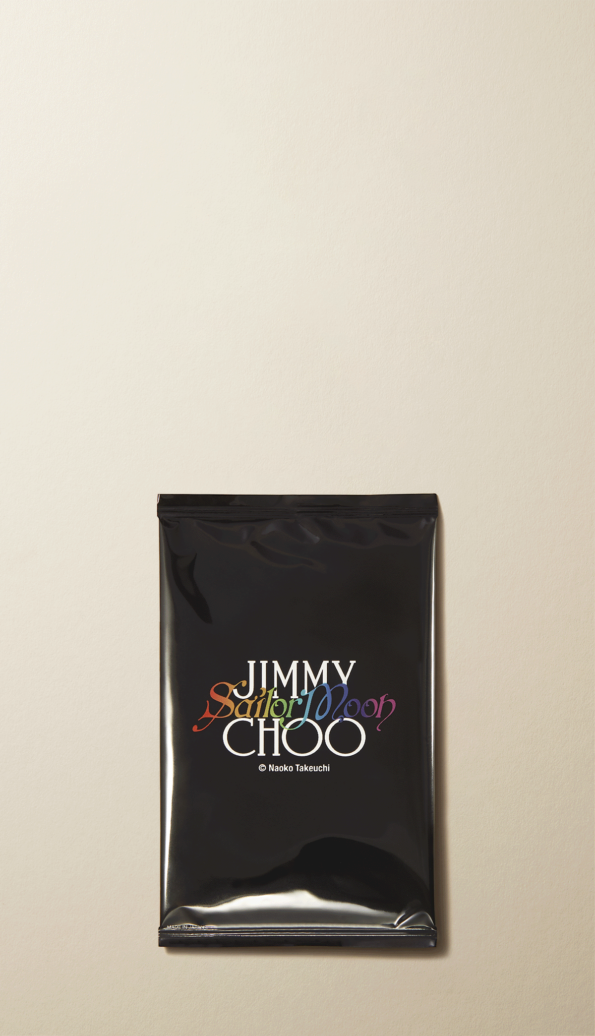 SAILOR MOON_OPENING_CREAM WHITE.gif