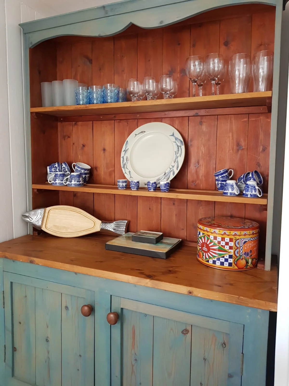 Tredore kitchen dresser.jpeg
