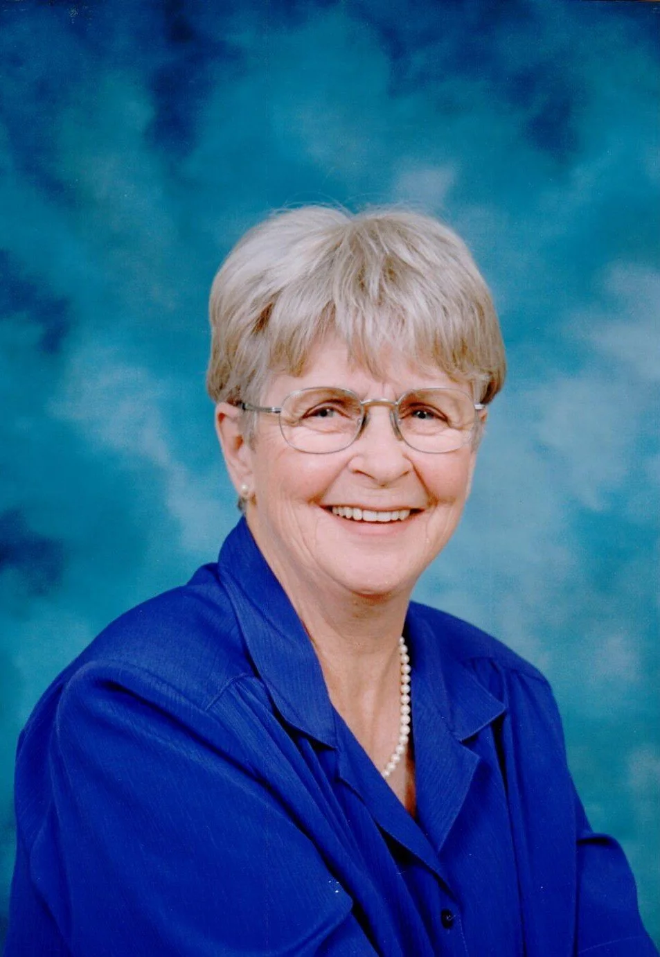 Myrna Helen Cotterchio