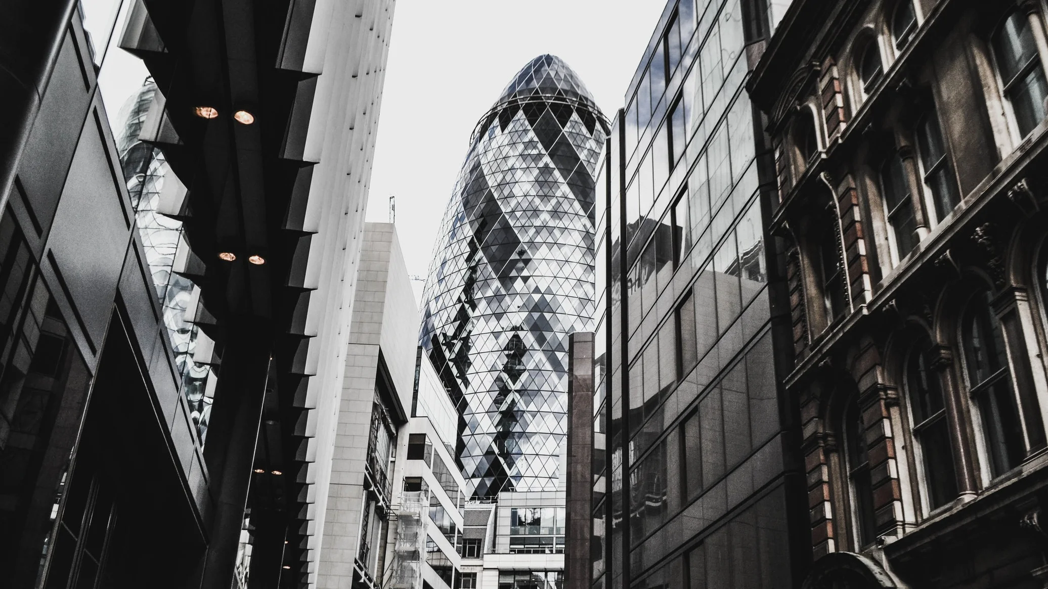 William Hanson The Uk S Leading Etiquette Coach Expert