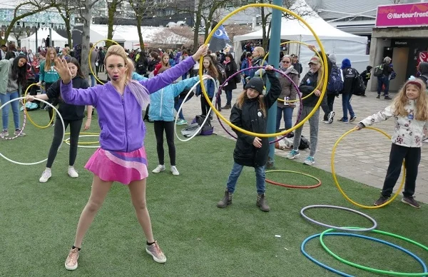 aaTO2-hula-hoop-for-festival2.jpg