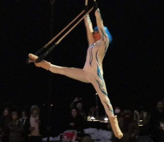 fire-dancer2a.jpg