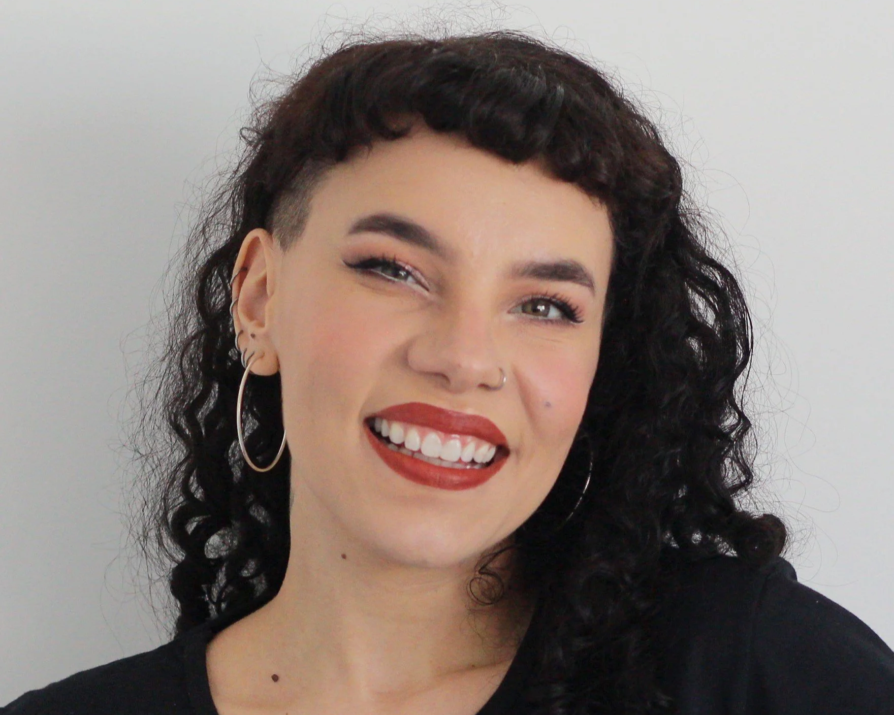 Academic Presentation - Luciana dos Santos PhD English Student (She/They)