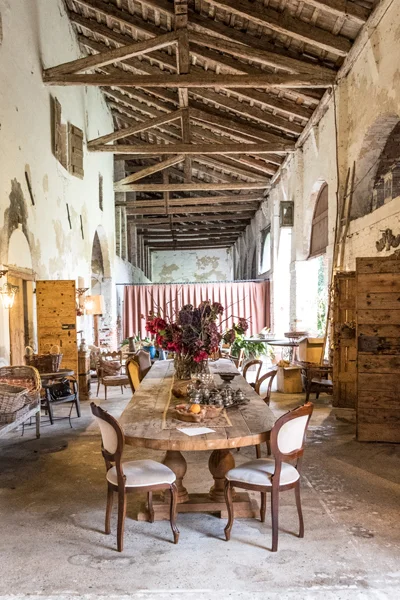 GlampingDiningArea.jpg