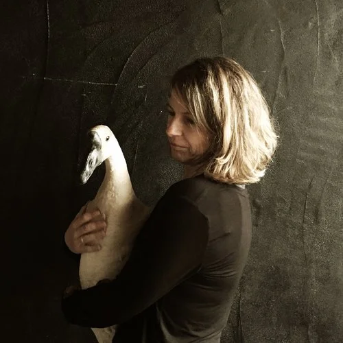 ABOUT JOANNA MACLENNAN