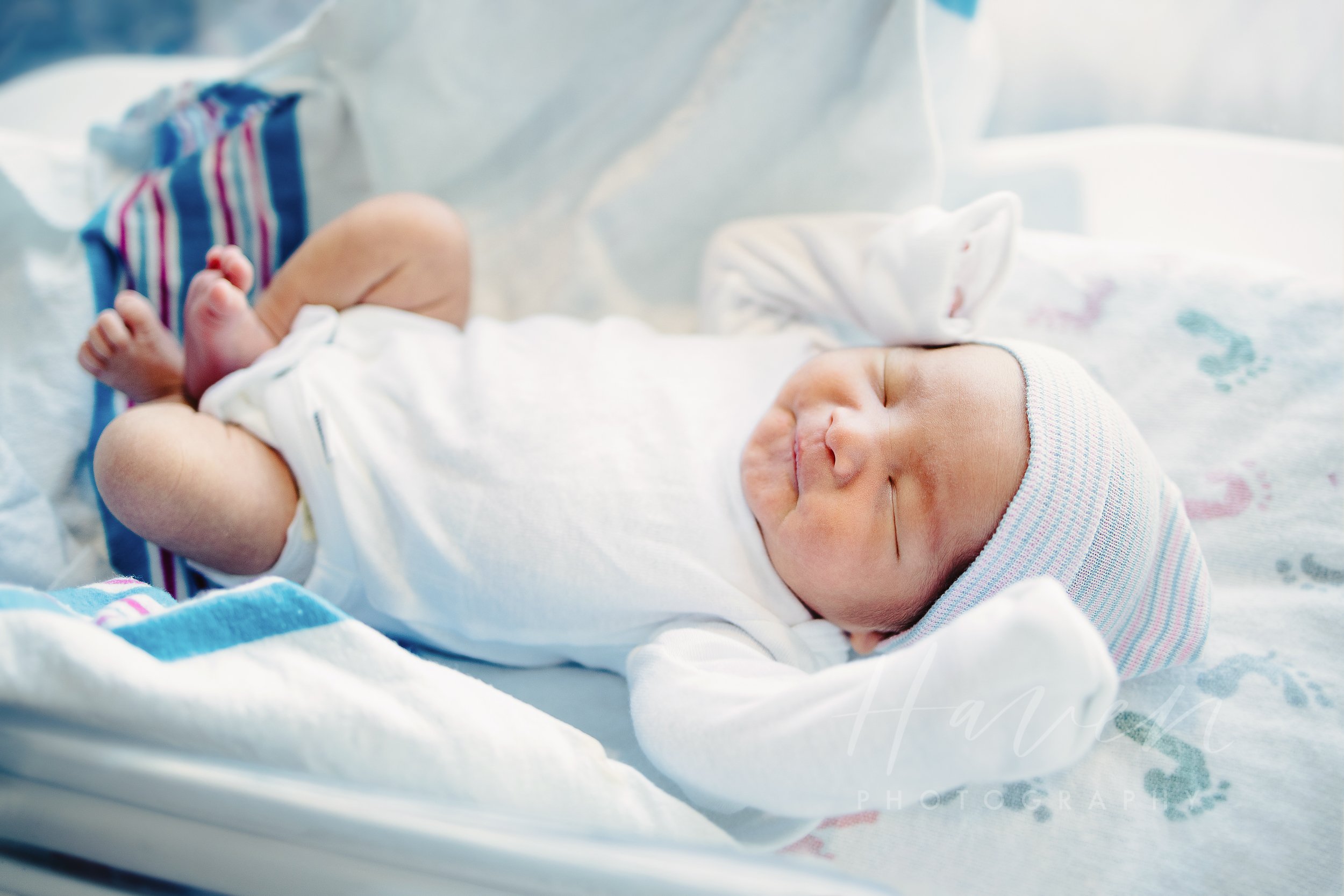 college station newborn photographer baby photos, hospital newborn photos, newborn photographer, college station