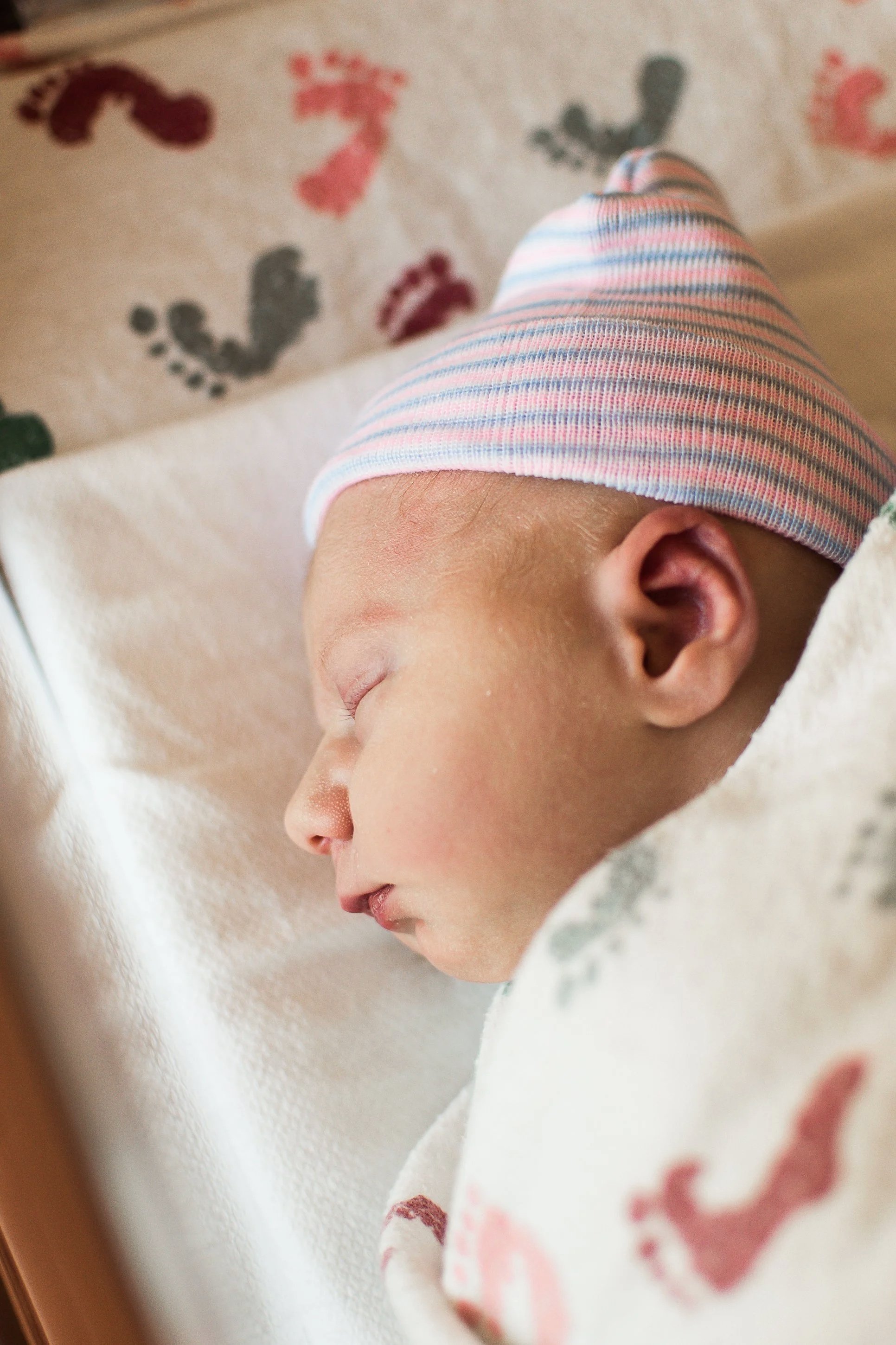 college station newborn birth photographer (Copy)