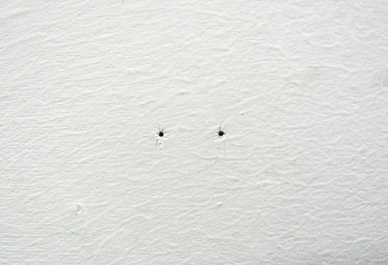 kneel&stare_web3 copy.jpg