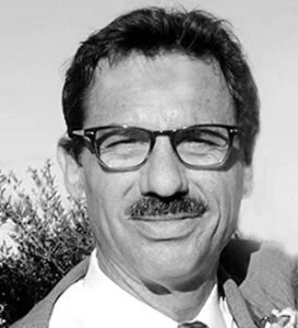 ROBERT MAASS