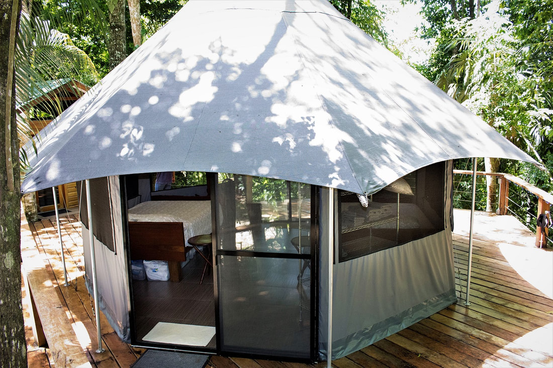 14-guest-tent-2_orig.jpg