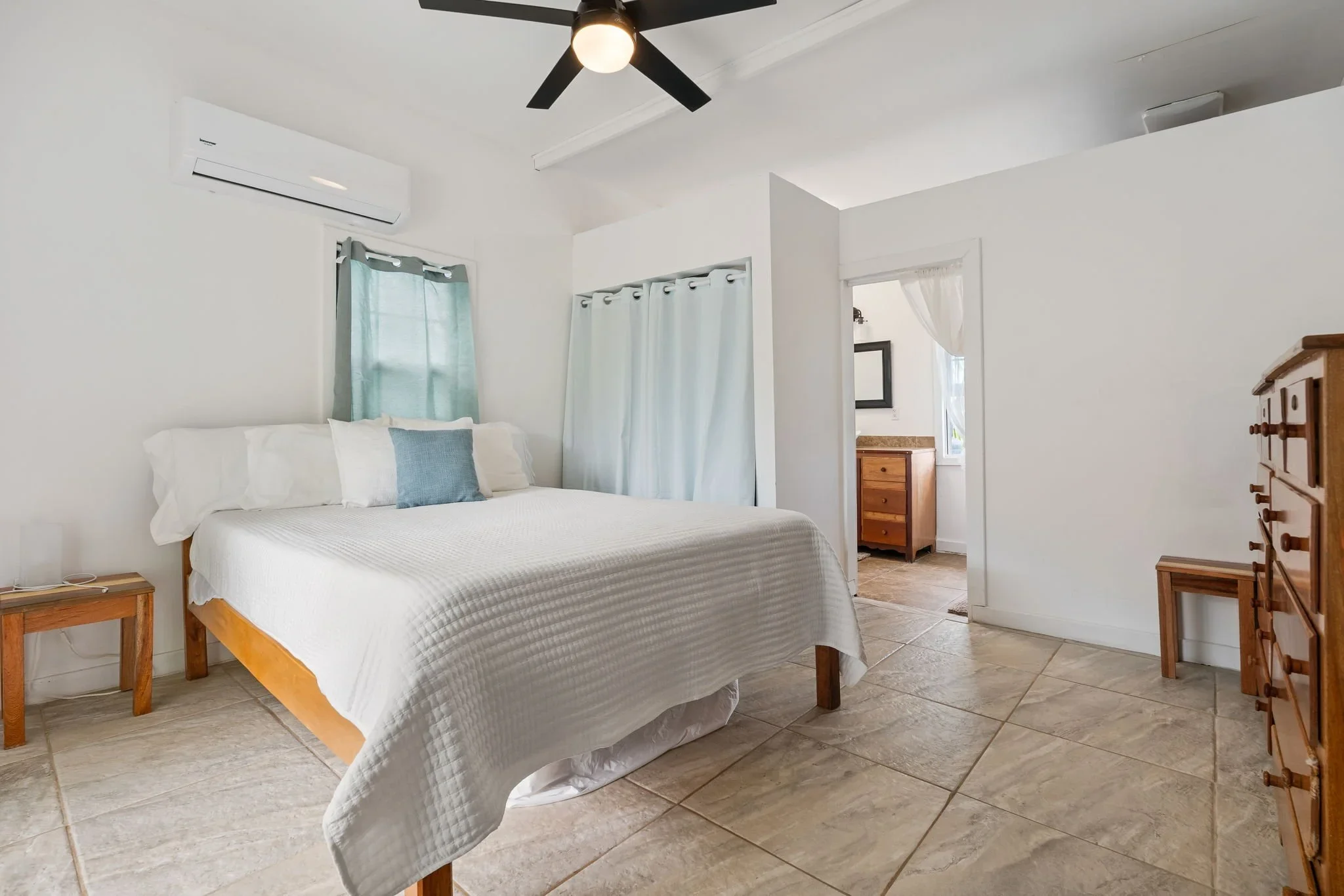 033-Secret+Beach+Cabanas-San+Pedro.jpg.webp