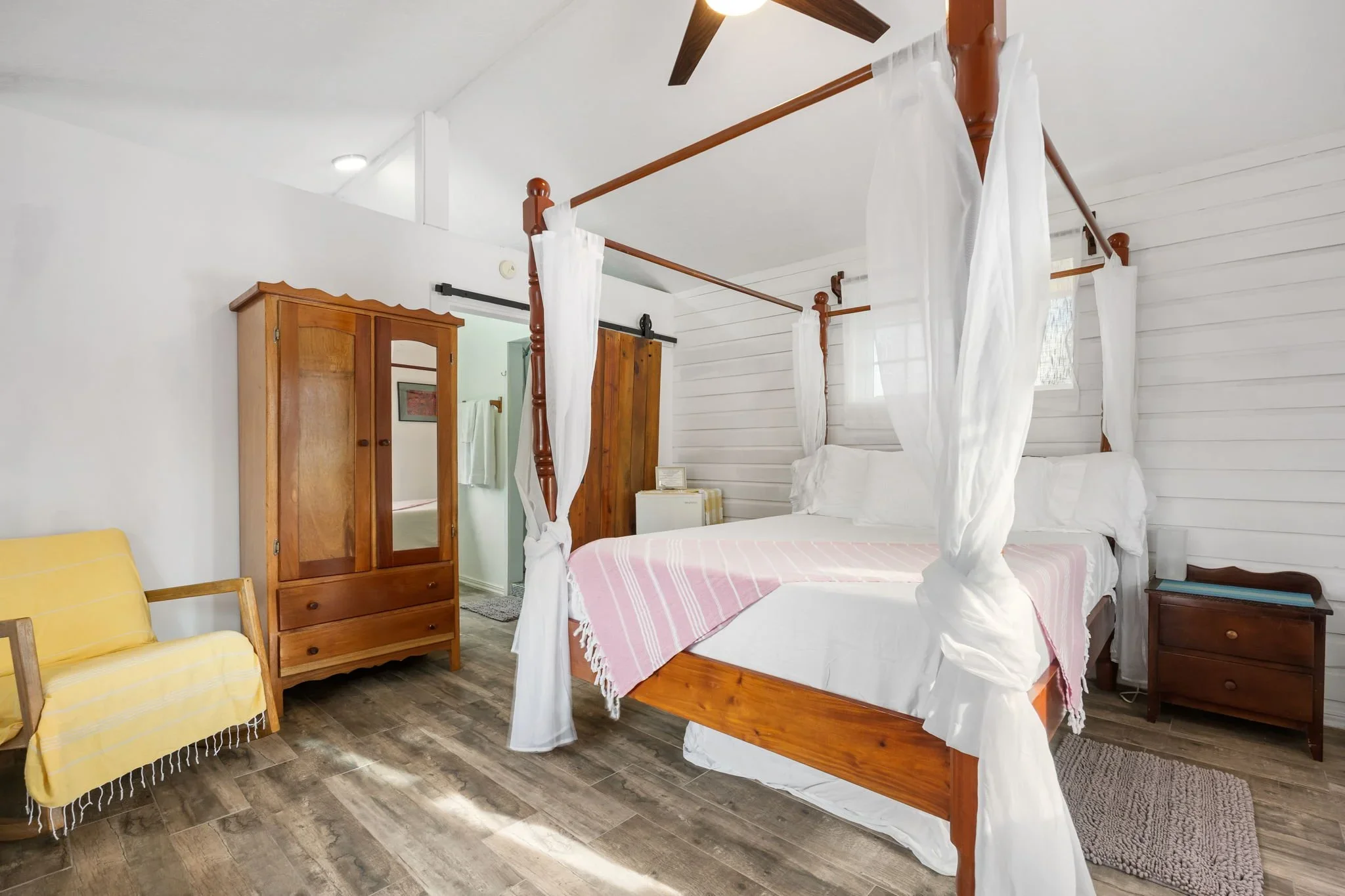 057-Secret+Beach+Cabanas-San+Pedro.jpg.webp