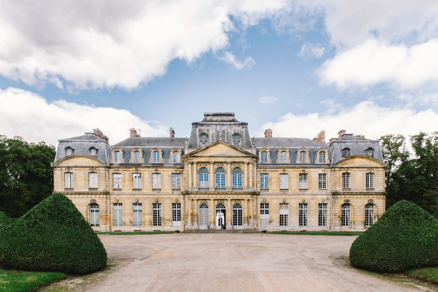 chateau-de-champlatreux-wedding-paris-france.jpg
