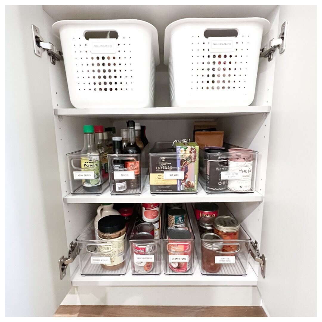 ✨THE RIGHT STORAGE SOLUTIONS✨
They can make all the difference with how a space functions. We see it all the time. The effort is there, the bins have been purchased and items placed inside. But the measurements are off, it doesn&rsquo;t fit just righ