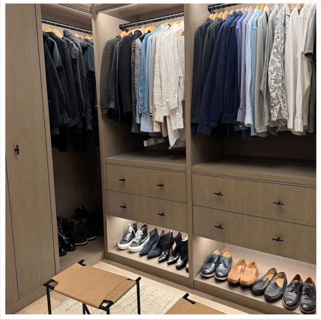 ✨One of our most popular services lately is what we like to call our &ldquo;turnkey&rdquo; service. 

What does this look like you ask? 

Allowing us to fully plan and execute the entire moving process, starting with decluttering &amp; packing up you