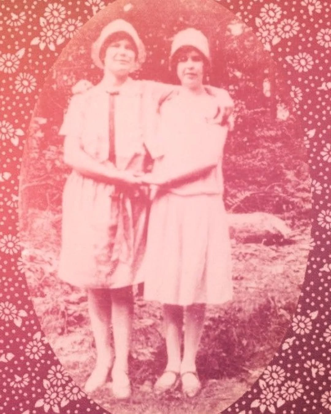 💖 Happy Galentine's Day! 💖

This is my great-grandmother, Rosa (on the right), and her life-long best friend, Louise 💖 Teenagers in Alabama here, the circle of their arms makes a sweet heart shape ❤️&nbsp;To my circle of women here, celebrating 💖