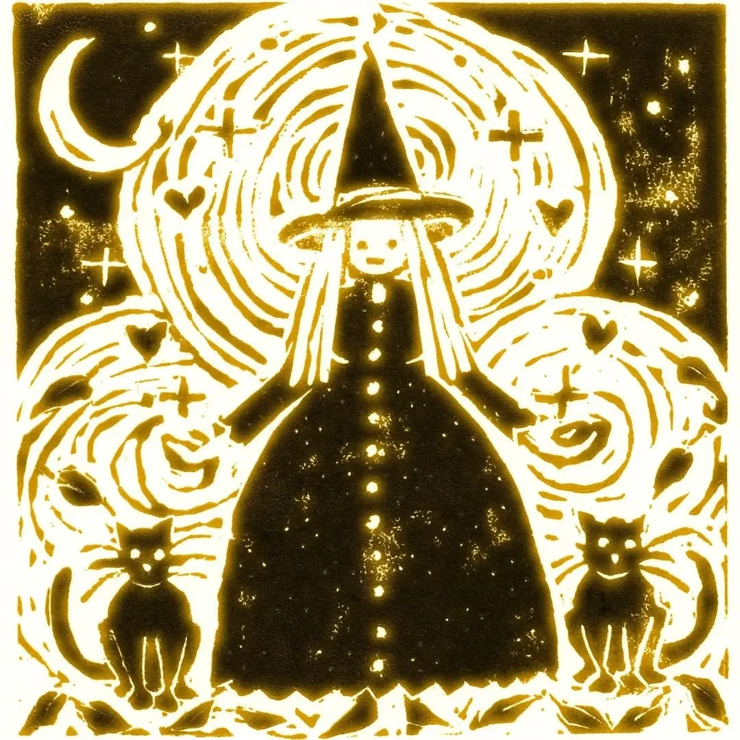 ✨️🖤 MAKE MAGIC 🖤✨

W️ishing you a happy Halloweekend!&nbsp;🌙🧹🖤✨