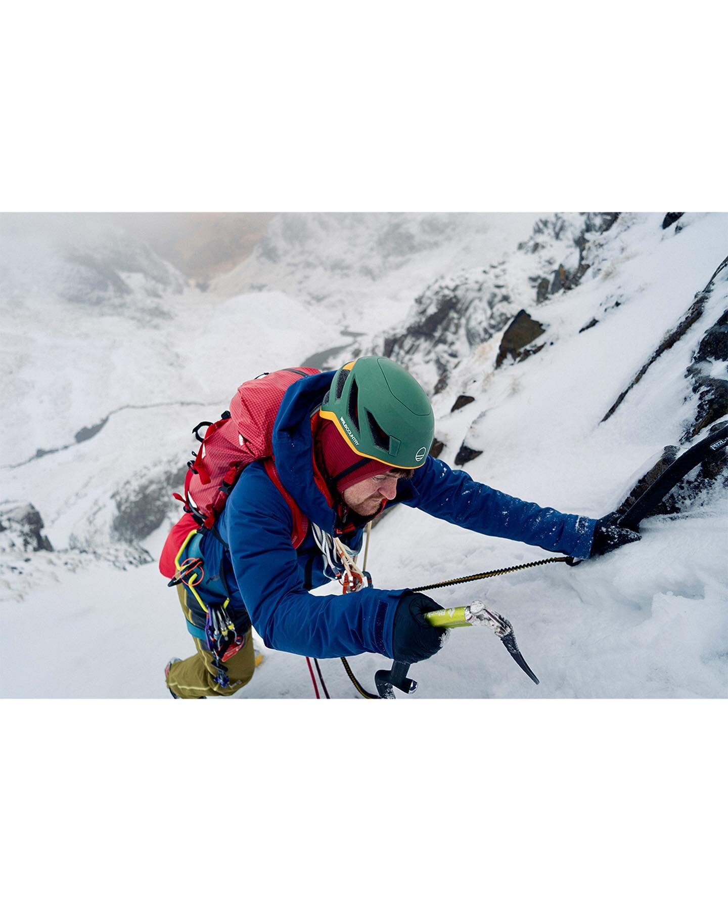 Good fun on Boomerang Gully with @owensinclair__ yesterday. The day out was almost as enjoyable as the fish supper which followed it. 🪃 

#scottishwinter #chippytea