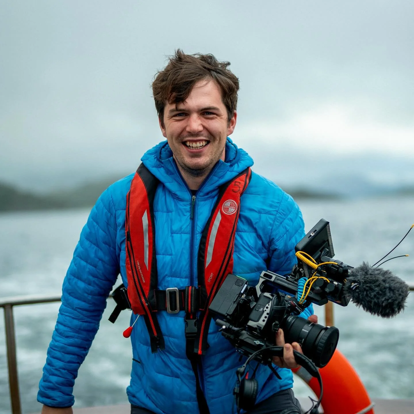 I was fortunate to be asked earlier this year by @beezrstudios to direct and shoot a terrific three-part series called Sona, following @victoriakilgour and @duncandoo1 as they explore Scotland&rsquo;s west coast and the saunas therein. 

As is typica