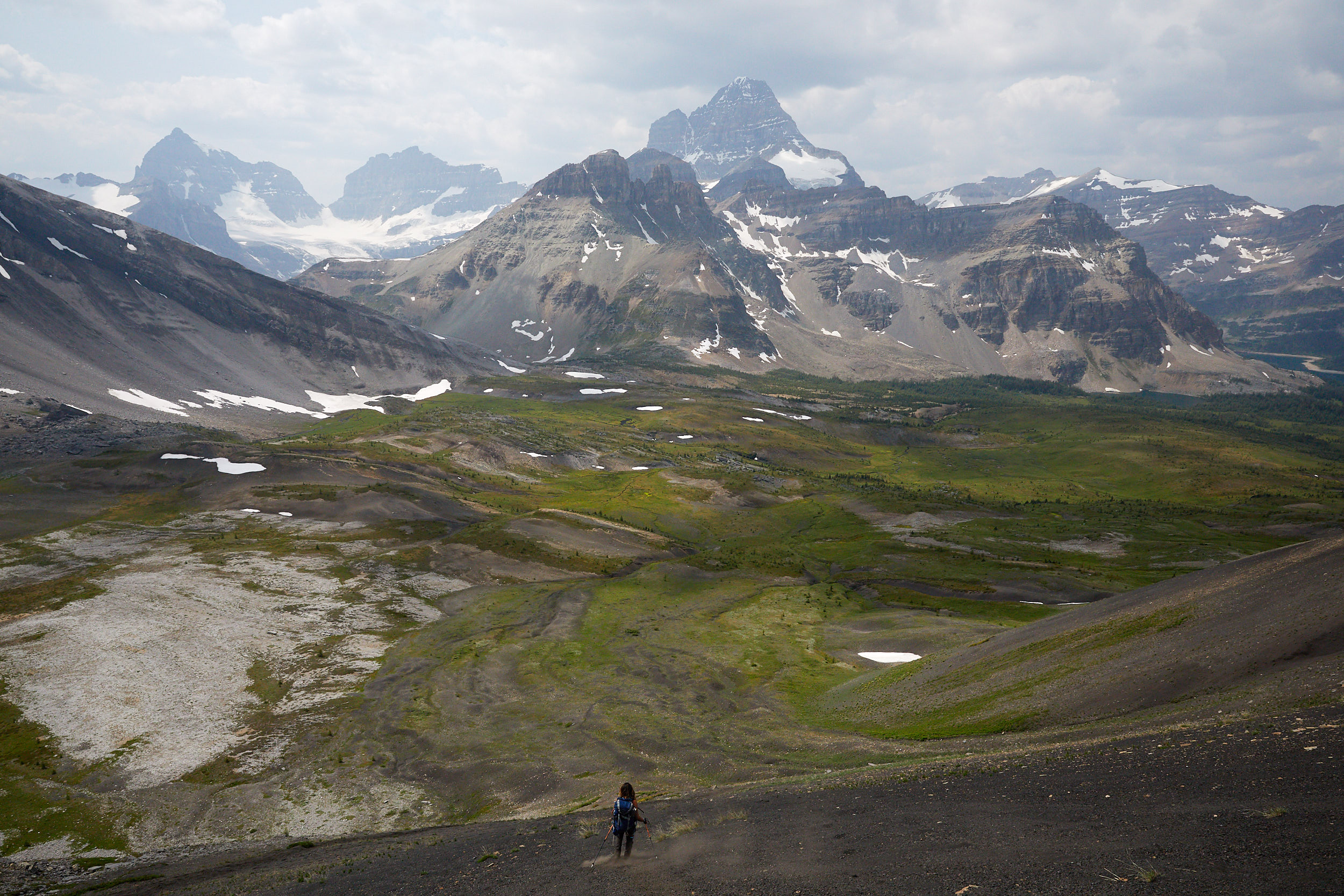 Once you reach Mount Cautley, there is glorious scree slope nearly the whole way down.